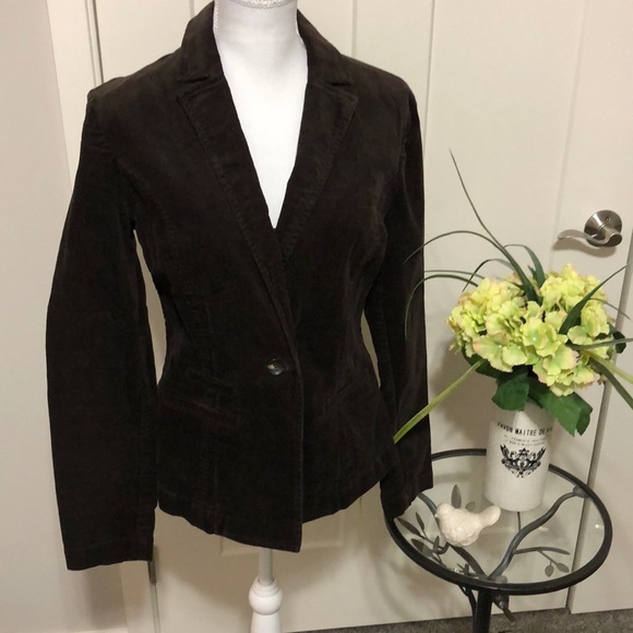 CAbi Jackets & Blazers - EUC Cabi M Chocolate Brown Fine Wale Corduroy Jacket!